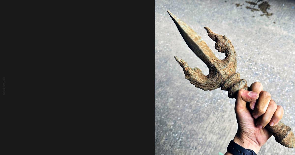 Jumbo Ancient Dagger Trident Trishul Bayon Angkor Khmer Bronze Deity ...