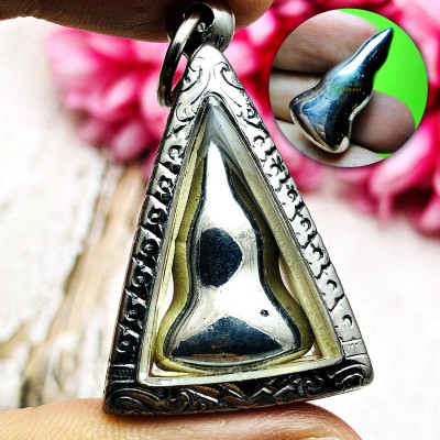 THAI AMULET LEKLAI BUDDHA METAL CHARM GODDESS ANGEL SILVERY WHITE LP HUAN 0039