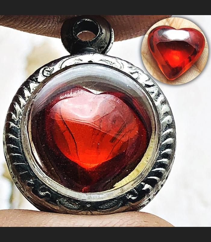 Leklai Naga Eye Pendant Stone Heart Love Power Magic Lucky Red Thai Amulet #0147