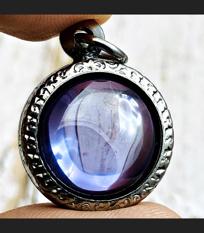NATURAL GEMS HOLY STONE NAGA EYE LEKLAI THAI AMULET LIGHT PURPLE ROUND BUTTON