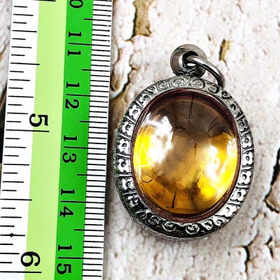 Naga Eye Leklai Magic Lucky Gambling Stone Pendant Toffy Yellow Thai Amulet 0205