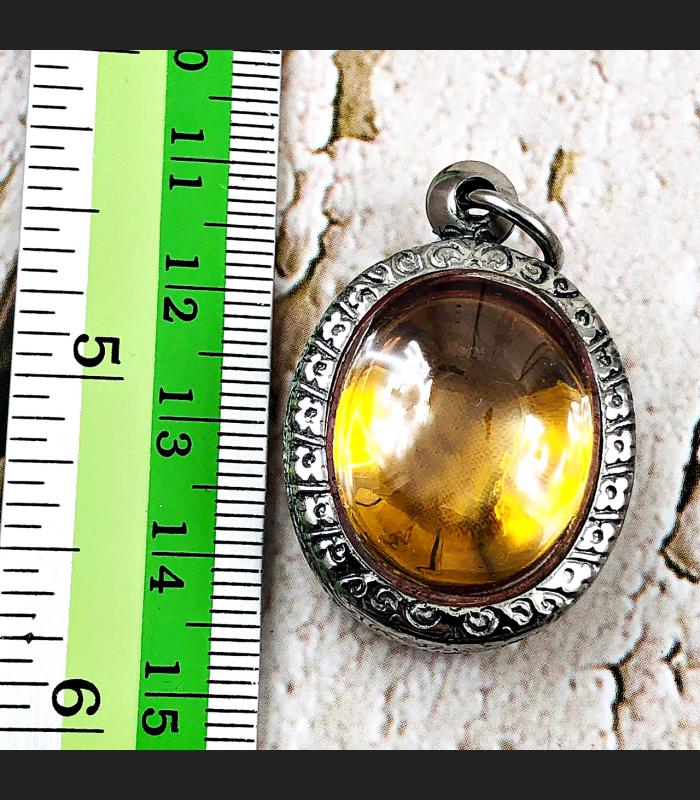 Naga Eye Leklai Magic Lucky Gambling Stone Pendant Toffy Yellow Thai Amulet 0205