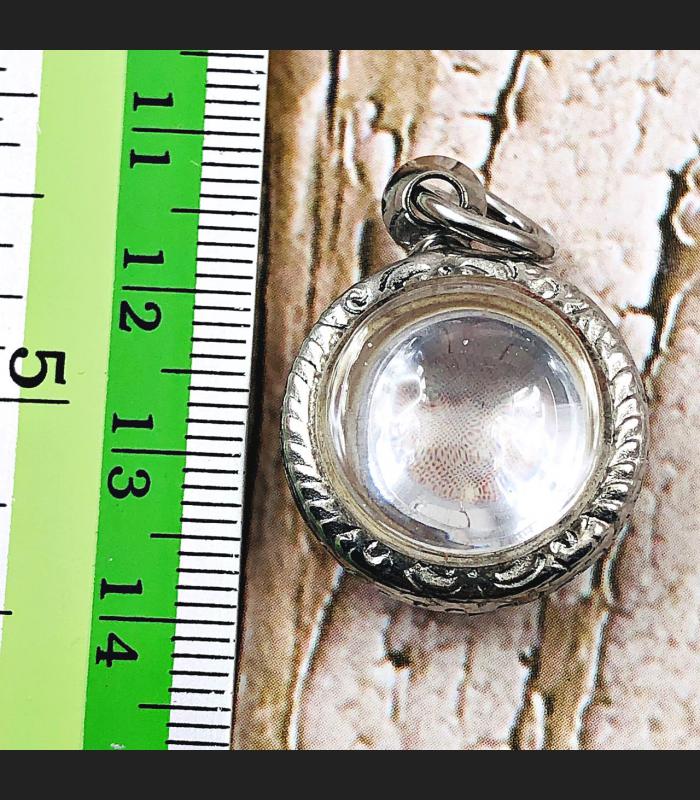 Leklai Naga Eye Crystal Healing Stone Button Health Well Limpid Thai Amulet 1415