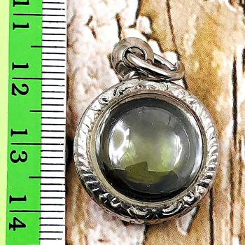 NATURAL GEMS HOLY STONE NAGA EYE LEKLAI THAI AMULET LUCKY GREEN ROUND BUTTON