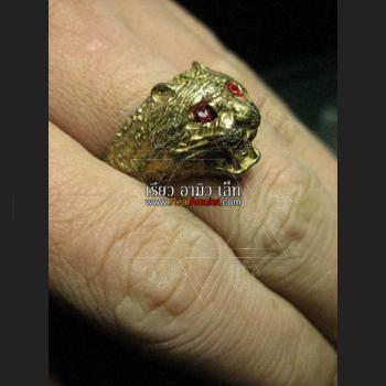 RING FOR A FINGER LP PERN AMULET THAI TIGER FACE RED GEMS SIZE2CM