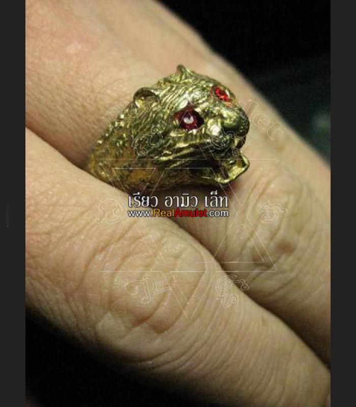 RING FOR A FINGER LP PERN AMULET THAI TIGER FACE RED GEMS SIZE2CM
