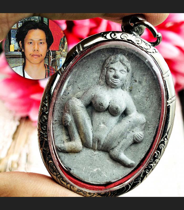 Yint Sexy Lady Charm Attract Love Lust Plai Ashes Perm Be2553 Thai Amulet #2242