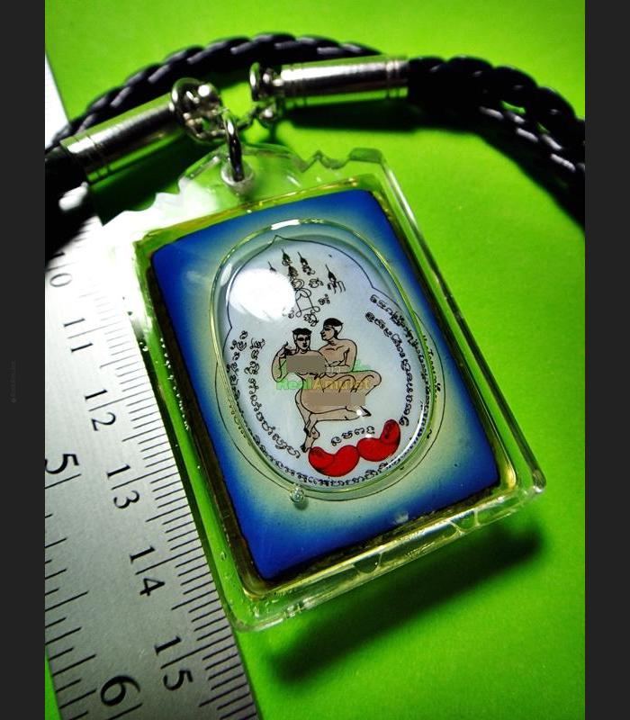 LOCKET NAKED DRAWIN NUDE MAN MEN GAY LOCKET CHARMING ATTRACT LOVE THAI AMULET LP WANGUY BE2550 BLUE SCREEN