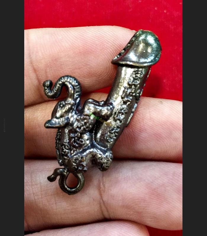 AMULET THAI TALISMAN REAL PALADKIK ELEPHANT PENIS PENDANT LP CHANG BLACK