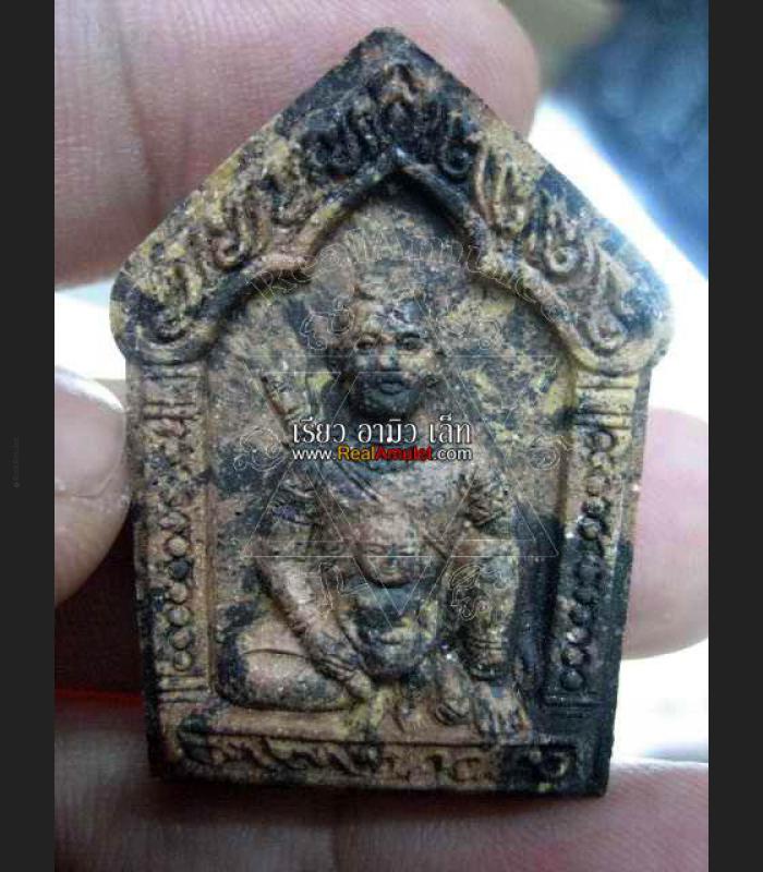 KHUNPAEN LOVE ATTRACTION SEXY ENCHANT POWEFUL LOVE AMULET LP GOY BE2551 GOLDEN TAKUD 9027
