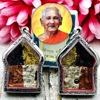 Khunpaen Leklai Attraction Love Lust Magic Mixed Lp Key Be2551 Thai Amulet #9203