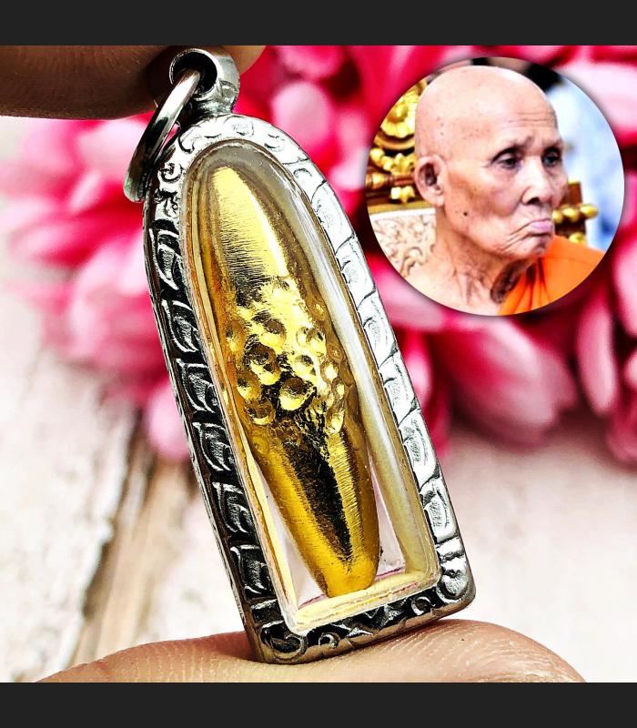 Leklai Capsule Rich Money Wealth Immortal Yellow Gold Lp Huan Thai Amulet #5158