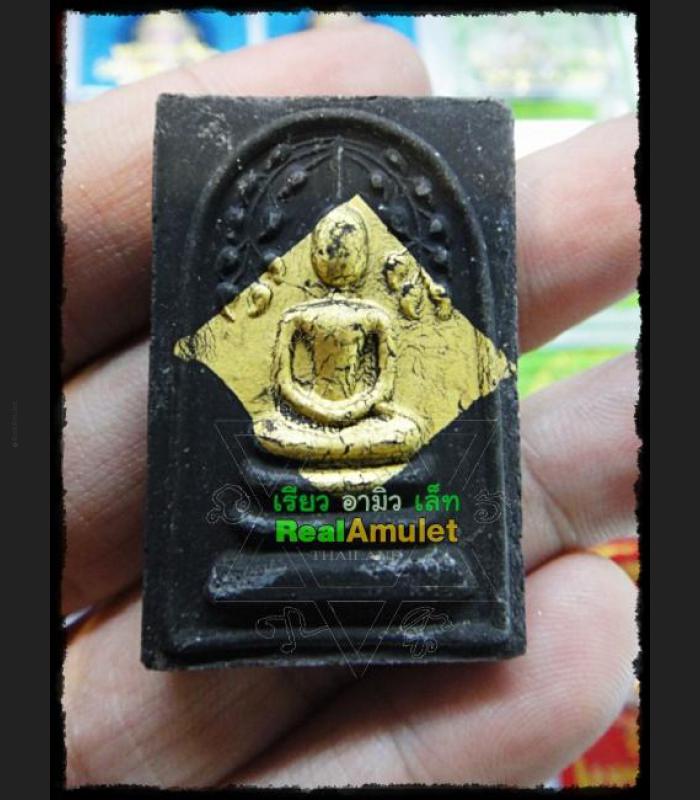 VINTAGE SOMDEJ YONYUK REMAKE BE2535 WEALTH MONEY LUCKY THAI AMULET LP PAE HIMSELF BLESSED BLACK