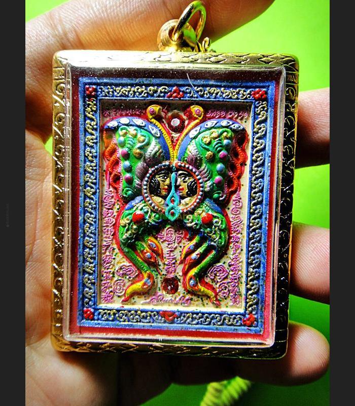 THAI REAL AMULET SOMDEJ PAINT BUTTERFLY LOVE RICH SPIDER KUBA KRITSANA 2011