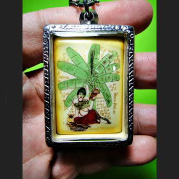 THAI REAL AMULET BANANA LADY SPIRIT WINDFALL RICH WEALTH LP LERSRI LINGYAI
