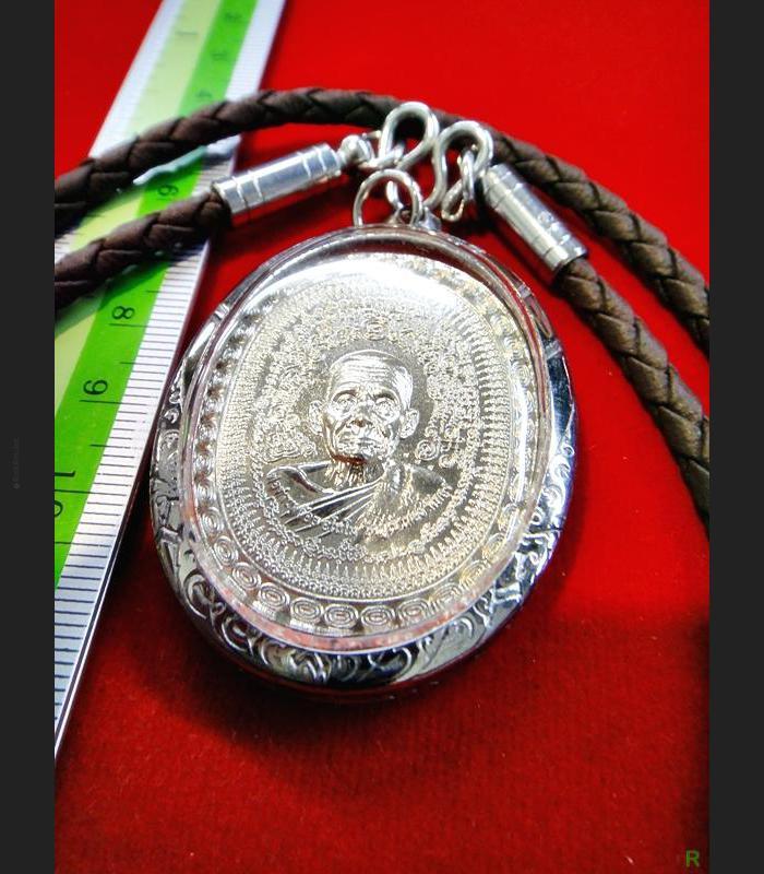 THAI AMULET MAHAYAN FULL ALPHABET HAPPINESS MONEY WEALTH KLOY MEDAL ALLOY