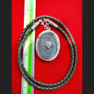 THAI AMULET MAHAYAN FULL ALPHABET HAPPINESS RICH LUCKY WEALTH KLOY MEDAL