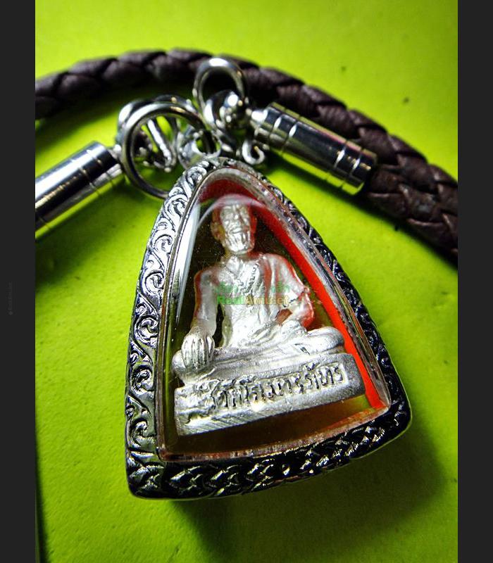 DOCTOR LERSRI CHIWOK JIVAKA HEALING DOCTOR HEALTH DEITY GOD AMULET SWAI SILVERY