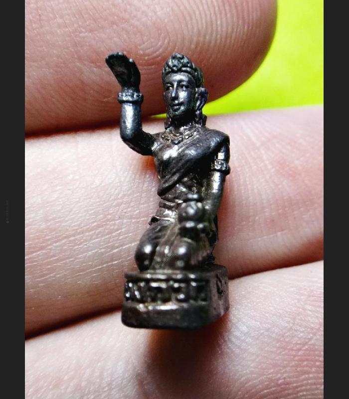 MINIATURE LADY BECKON CATCH MORE CUSTOMER TRADING THAI AMULET LP KEY BLACK 7894