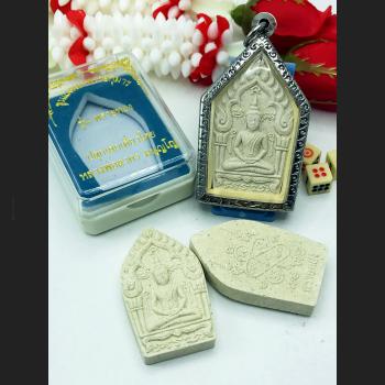 KHUN PAEN PLAITHONG PONGPLAI GUMAN MONEY RICH CHARMING GREAT METTA AMULET THAI LP SAKORN