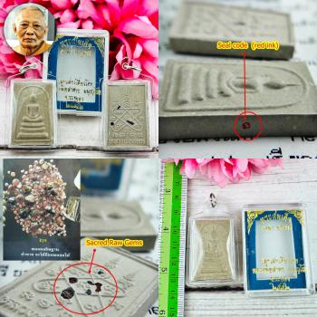 Somdej Plai Ash Holy Gems Lucky Rich Fortune Protection Sakorn Thai Amulet 15290