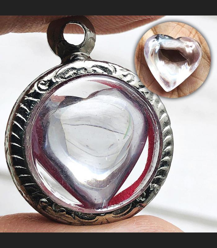 Leklai Naga Eye Protection Well Healing Stone Heart Luck Clear Thai Amulet 16213