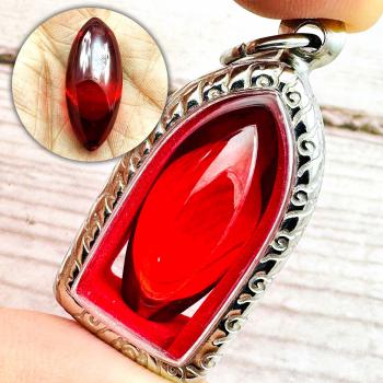 Leklai Naga Eye Healing Crystal Gems Stone Rugby Somporn Red Thai Amulet #16622