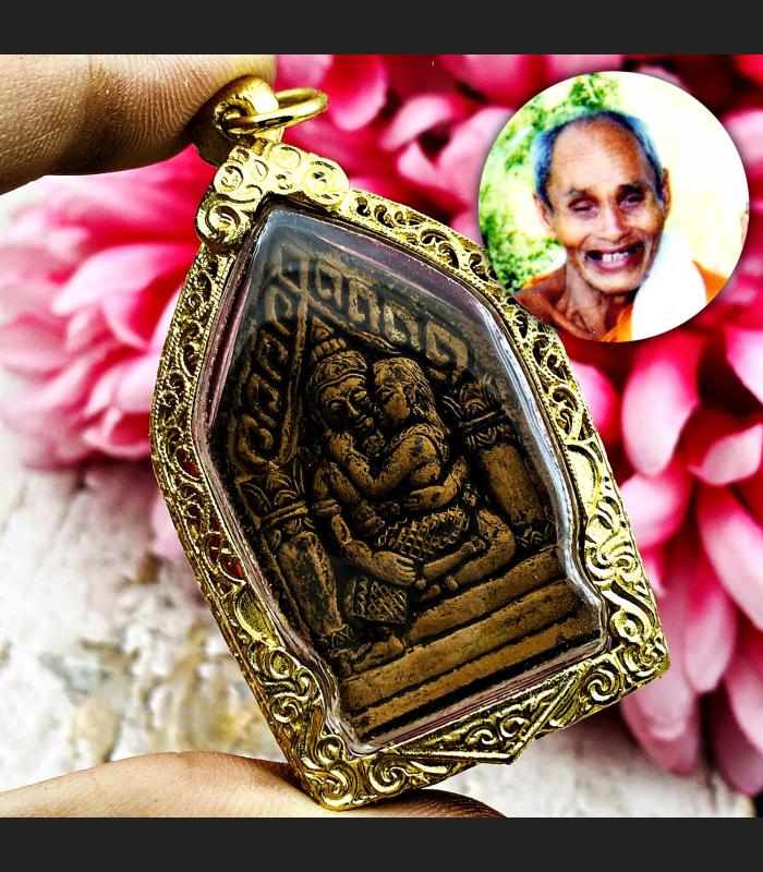 Khunpaen Lady Ashes Casino Lotto Win Behind Monk Suang Be2519 Thai Amulet 16772