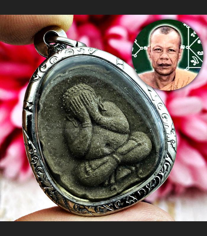 Pidta Close Eye Buddha Ash Life Survive Protect Lp Dum Be2543 Thai Amulet #16825