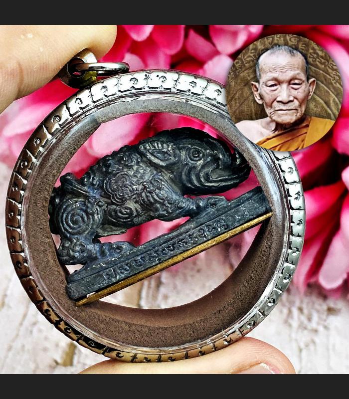 PayaMoo Boar Pig Change Better Fortune Lp Kalong Be2550 Takue Thai Amulet #16877