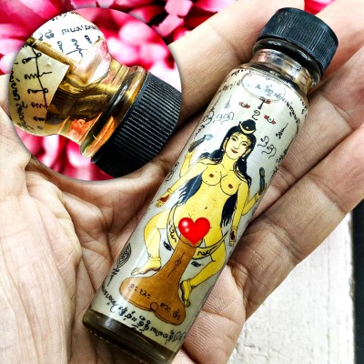 Sexy Queen Lust Love Namanpai Oil Charming Attraction Be2553 Thai Amulet #16952