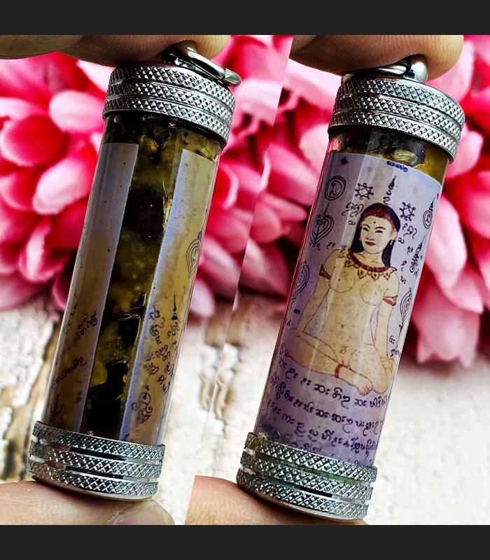 Nangrub Queen Naked Oil Lust Charming Love Be2553 Ac Kwanchai Thai Amulet #16982