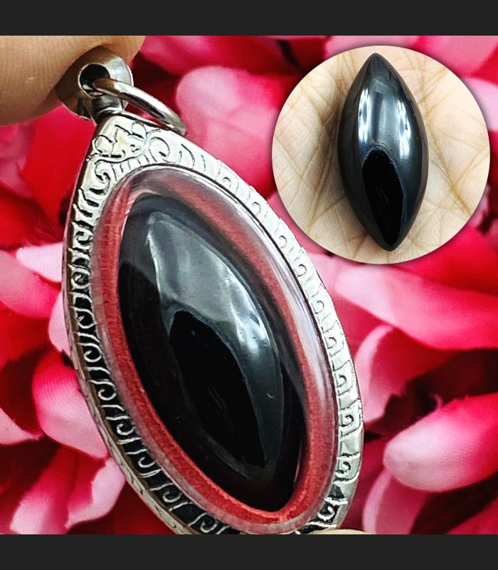 Leklai Naga Eye Cave Stone Healing Crystal Rugby Black Shine Thai Amulet #17006