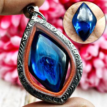 Leklai Nakee Buddha Naga Eye Healing Stone Crystal Blue Lucky Thai Amulet #17050