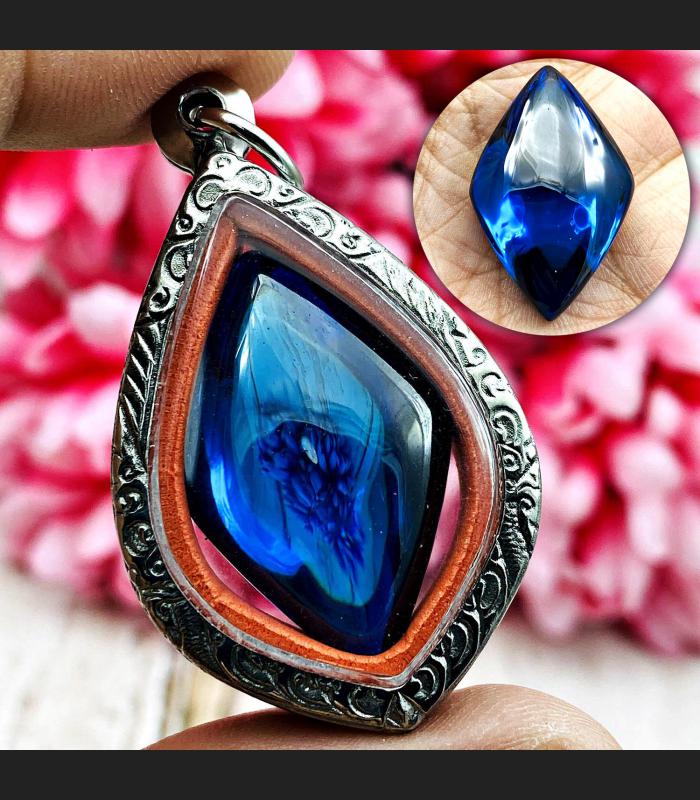 Leklai Nakee Buddha Naga Eye Healing Stone Crystal Blue Lucky Thai Amulet #17050