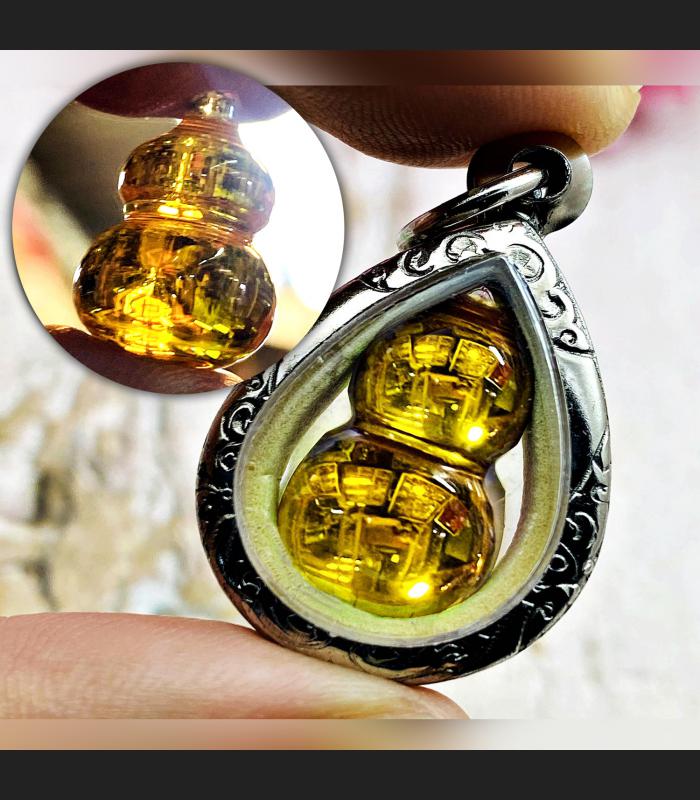 Crystal Healing Stone Naga Eye Leklai NamTow Bottle Yellow Thai Amulet #17189