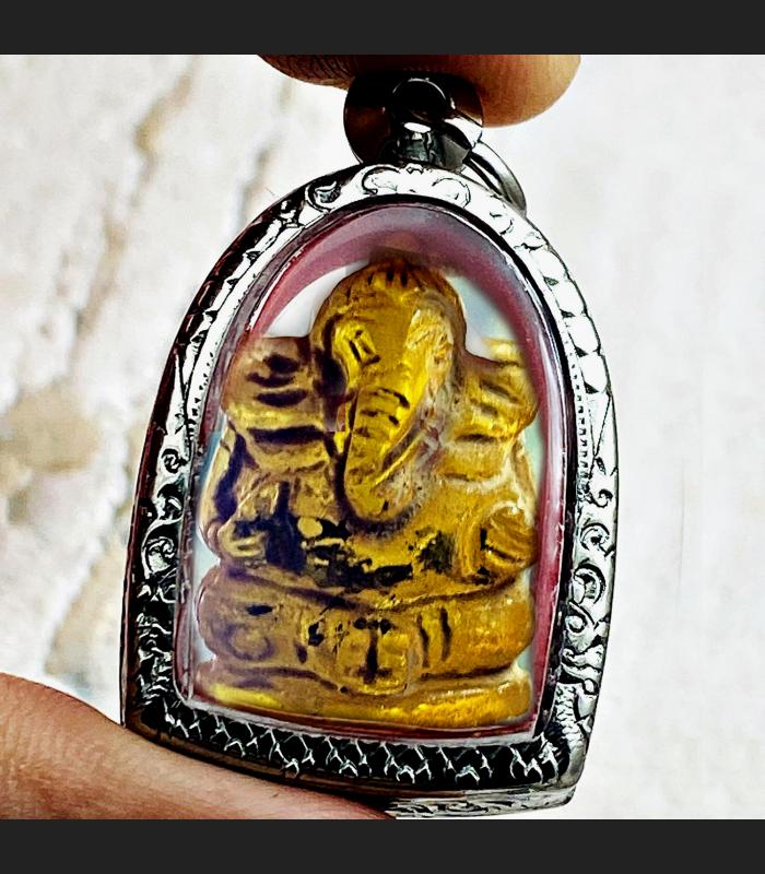 Naga Eye Ganesha Elephant Leklai Stone Yellow Pikanet KruHod Thai Amulet #17304