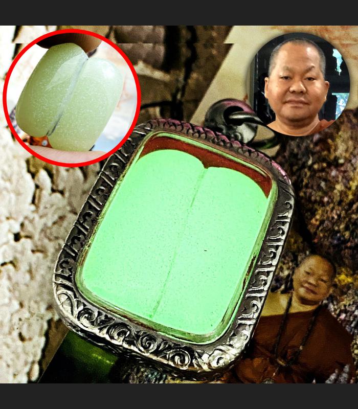 Leklai Moon Light Survive Wealth Thai Amulet Glow In Dark Lp Somporn Green 17341