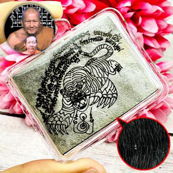 Pendant Leather Mighty Tiger Magic Protection Pern Watbangpha Thai Amulet #17359