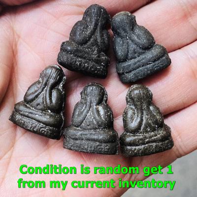 Small Pidta Close Eye Tukkata Lek Wealth Lp Toh Be2521 Black Thai Amulet #17388