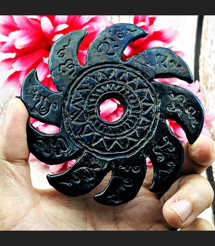 Rowel Chakra Wheel Blade Leklai Protect Somporn Kotpi Rainbow Thai Amulet #17513