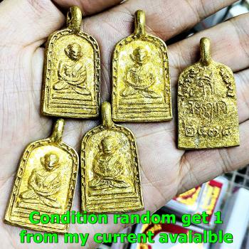 Yellow Roon3 Jobyai Be2555 Lp Pai Watkampang Harmless Immortal Thai Amulet 17540
