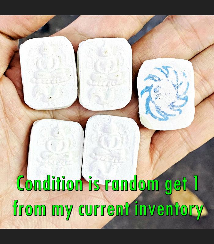 Buddha Ride Chicken Behind Wheel Fortune Parn Lp Doo Watsakae Thai Amulet #17545