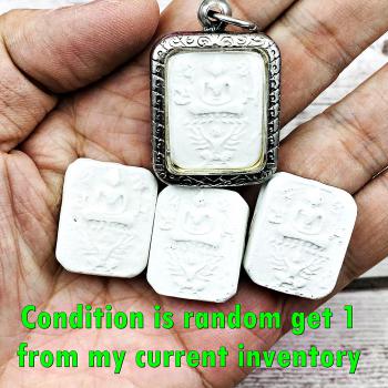 Buddha Ride Garuda PayaKrut Wheel Leader Parn Lp Doo Watsakae Thai Amulet 17546