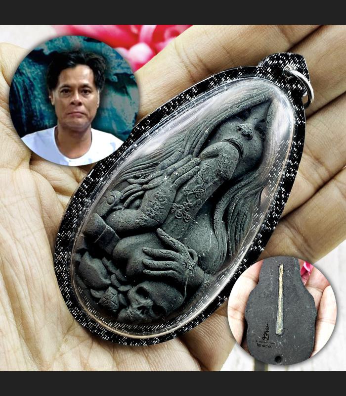 Lady Suck Money Rich Whisper Tell Fortune Gamble Win Chanasuek Thai Amulet 17593