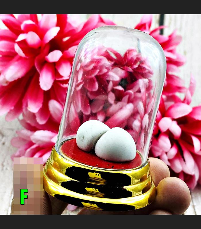 White 2 Leklai Pearl Buddha Relic Healing Reiki Stone Meditate Thai Amulet 17677