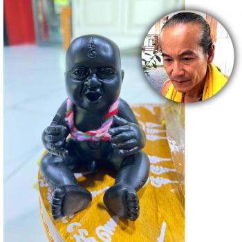 Guman LukThep Black Boy Statue Wealth Protection Kom Be2553 Thai Amulet #17826