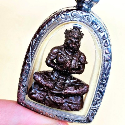 Miniature Lersri Puseir Tiger Head Payak Kaoaor Shield Be2565 Thai Amulet #17861