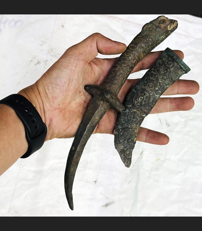 Ancient Khmer Deity King Angkor Bayon Cobra Protection Dagger Sword Bronze 17940