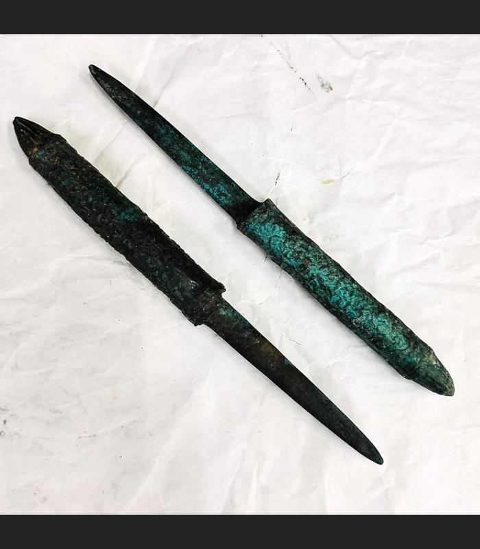 Antique 100y Khmer Style Bronze Deity Angkor Bayon Dagger Sword Twin Blade 17941